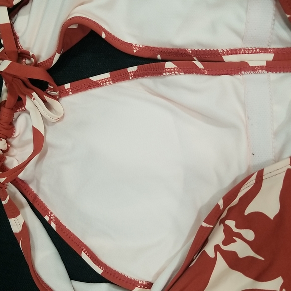 Time and Tru Halter Floral Print One Piece Bathing Suit.  Size L - Picture 11 of 14